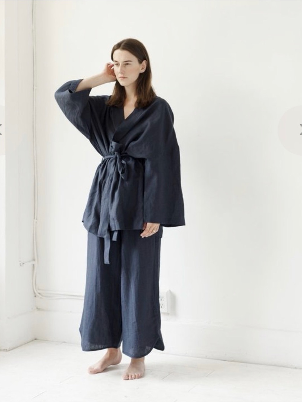 Deiji Studios - 01 Short Kimono in Navy